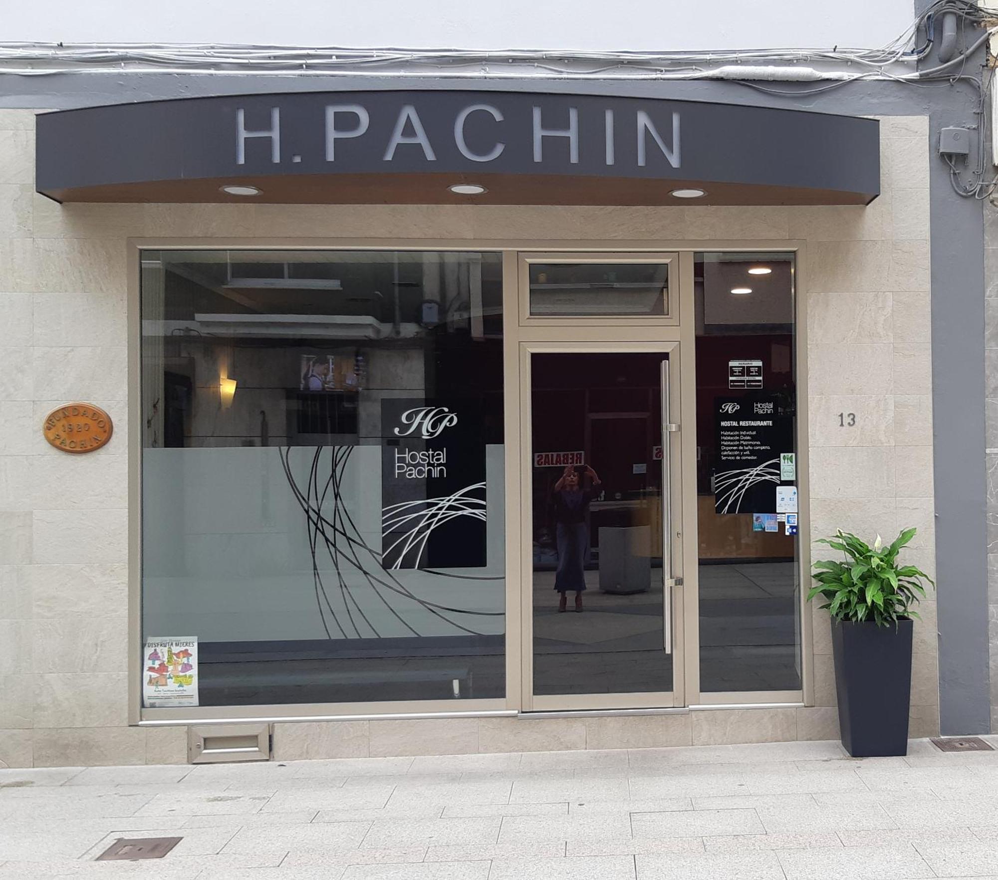 Hostal Pachin Mieres  Kültér fotó