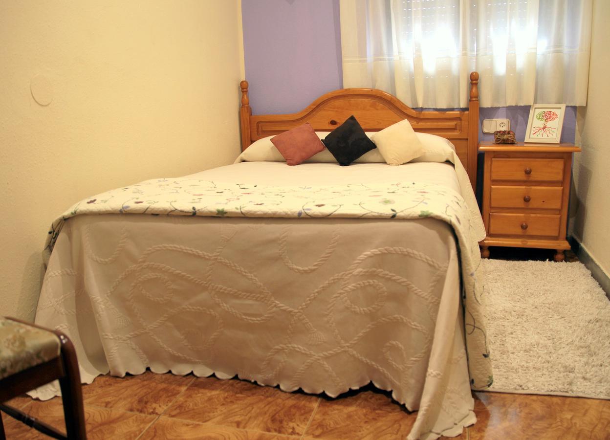 Hostal Pachin Mieres  Kültér fotó